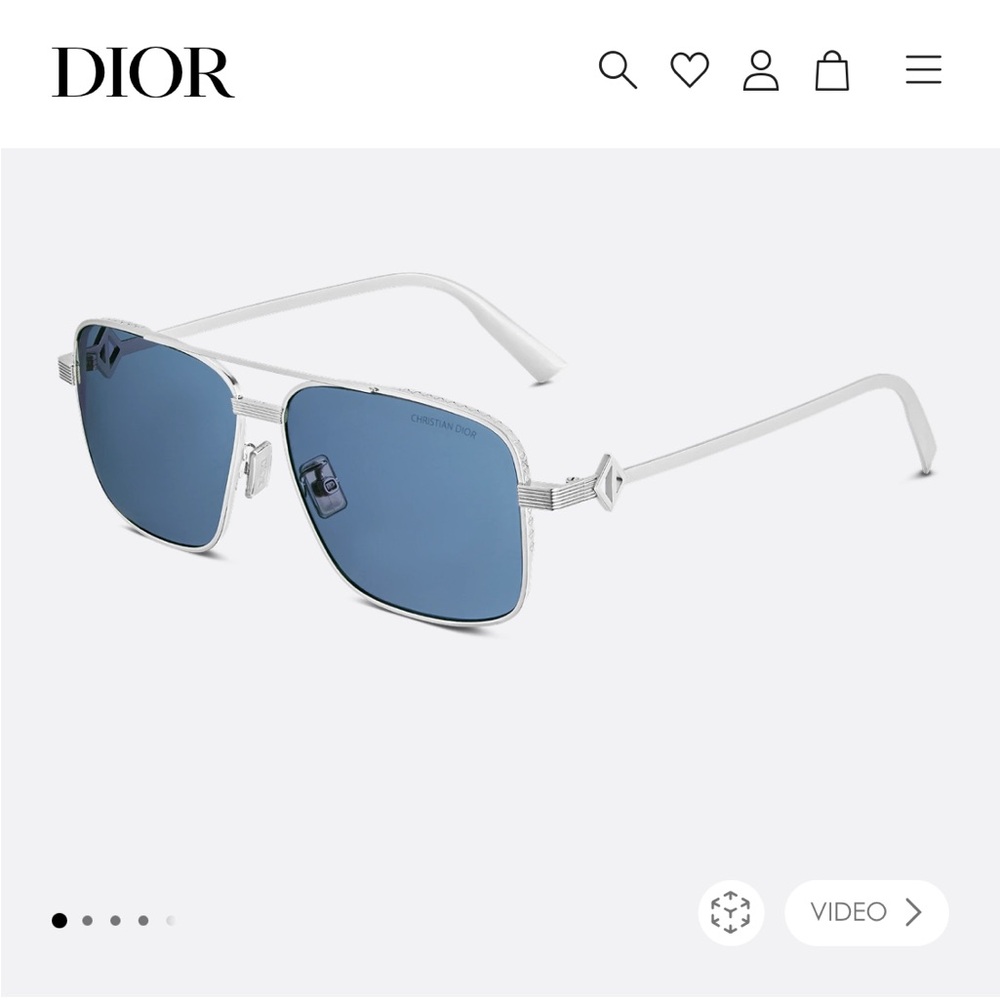 Luxury Christian Dior sunglasses new - logo on sides and nose piece. Stunning
